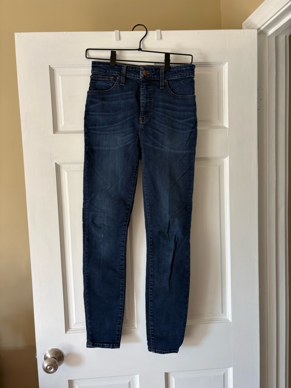 Madewell High-Rise Skinny Jeans in Dark Blue Wash